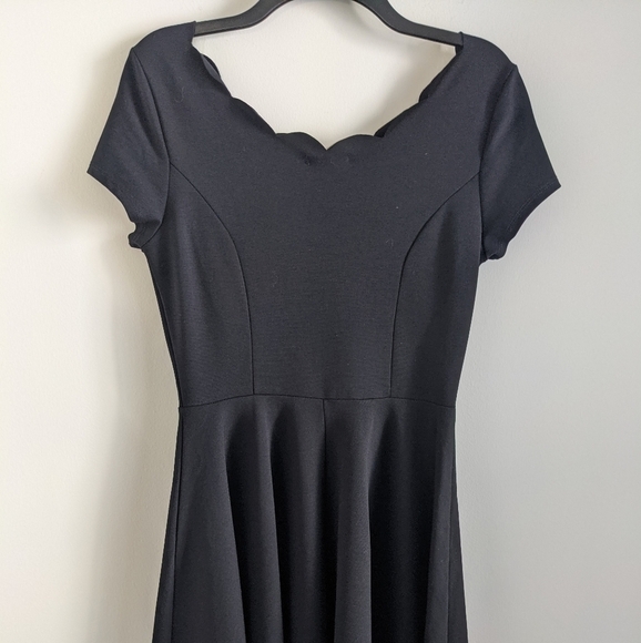 Nwt LBD Black Stretch Ponte Dress with Scallop - Picture 6 of 13